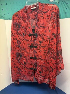 Coral Bay Plus 2X Red and Black Floral Print Top with Black Removable Camisole